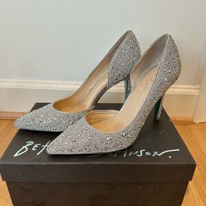 Betsy Johnson Silver High Heels stiletto Pumps Hazel